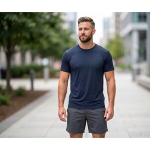 Quiksilver Mens Performance T-Shirt Navy Blue Moisture Wicking Small NWT